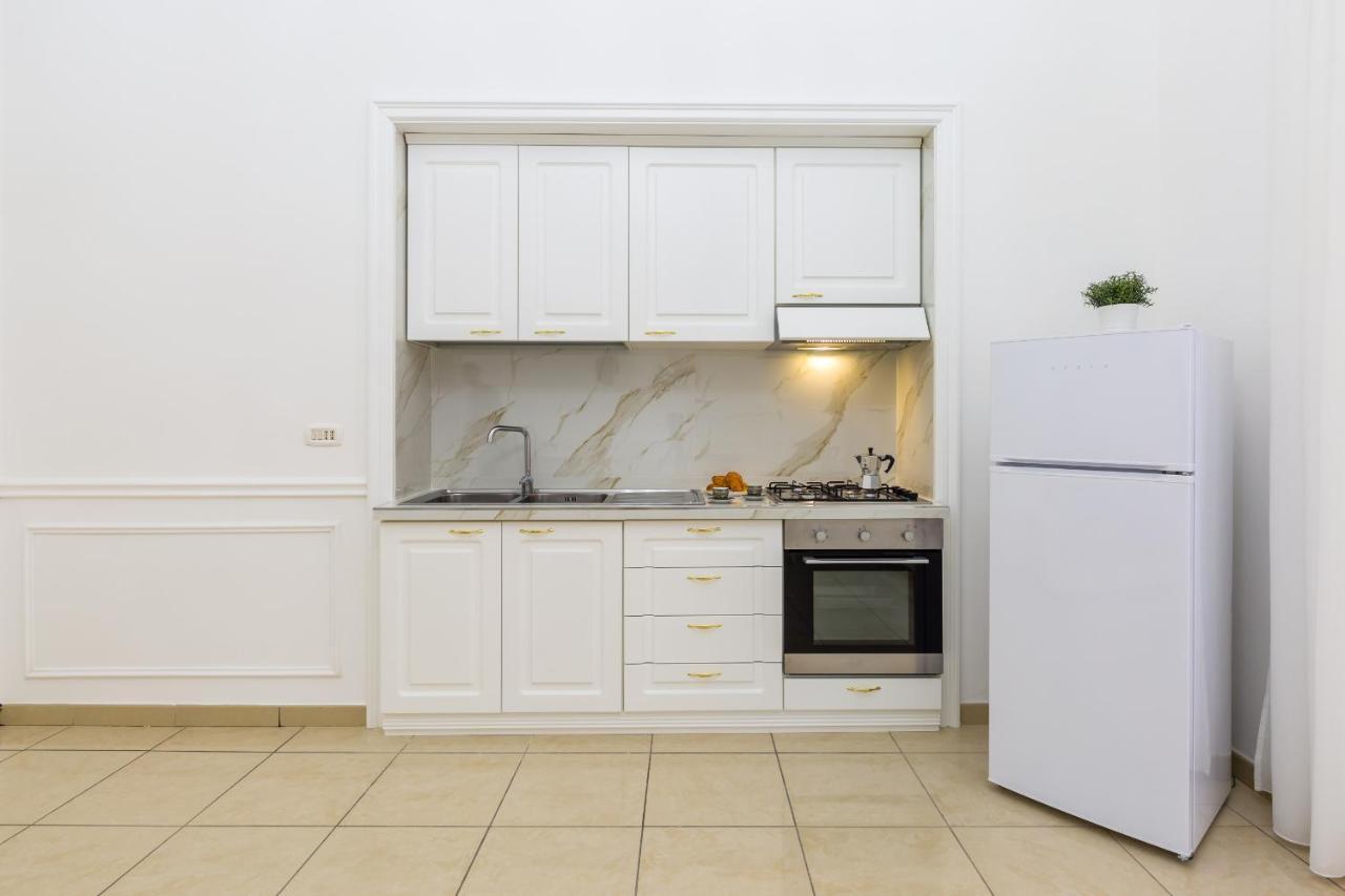 Ventaglieri Cozy Apartment By Wonderful Italy Naples Exterior photo